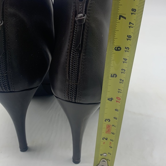 Stuart Weitzman Brown Calf Leather Platform Heeled Ankle Bootie Women's Size 10 - Picture 4 of 11